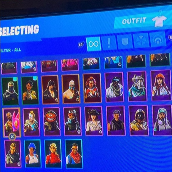 Ikonik skin!!! and other skins...stacked account - Picture 7 of 7